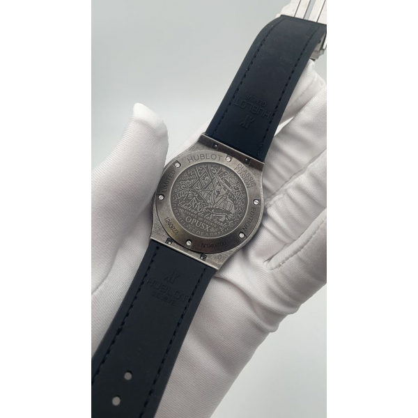 HUBLOT Classic fusion fuente (код 377-01)
