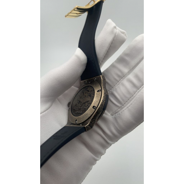 HUBLOT Classic fusion fuente (код 377-02)
