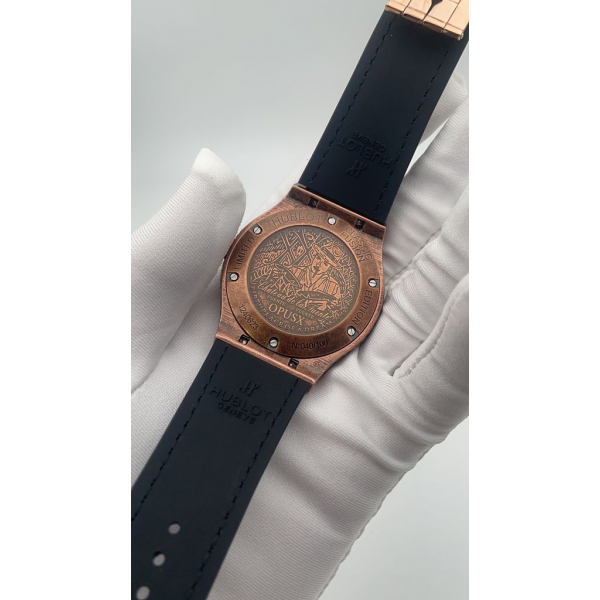 HUBLOT Classic fusion fuente (код 408-02)