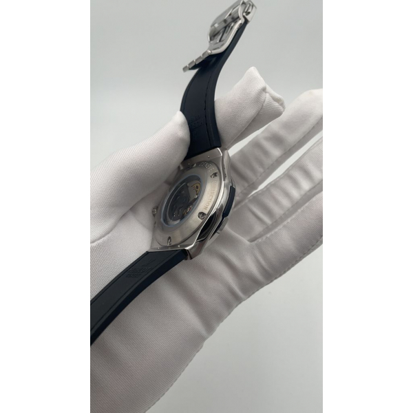 HUBLOT Classic fusion (код 820)