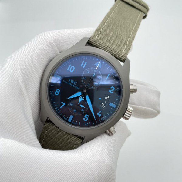 IWC Schaffhausen (код 120)