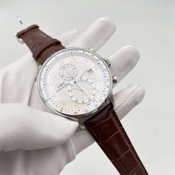 IWC Schaffhausen (код 137)