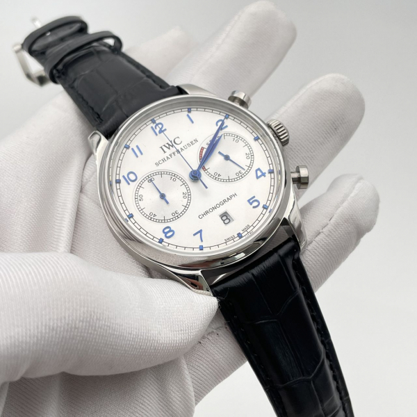 IWC Schaffhausen (код 143)
