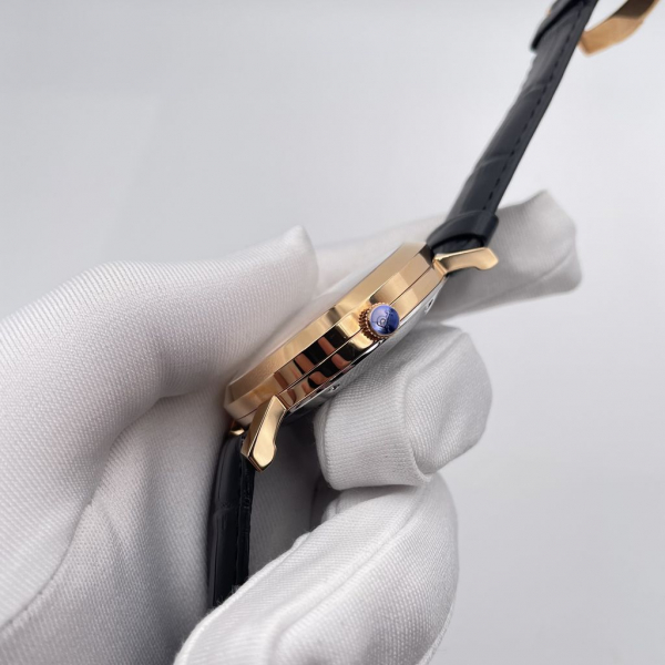 Piaget (код 061)