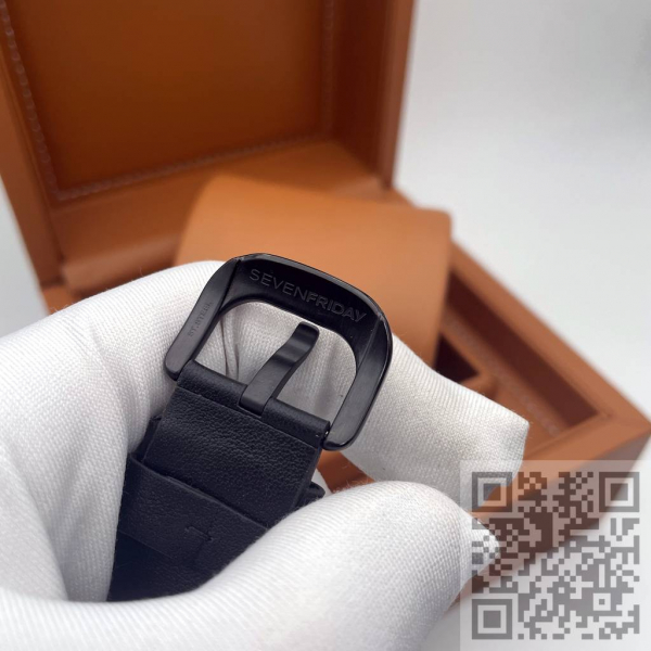 SEVENFRIDAY (код 051)