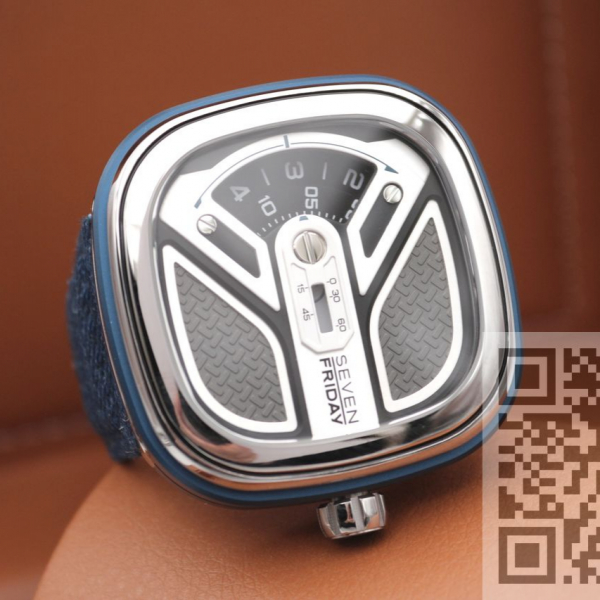 SEVENFRIDAY (код 053)