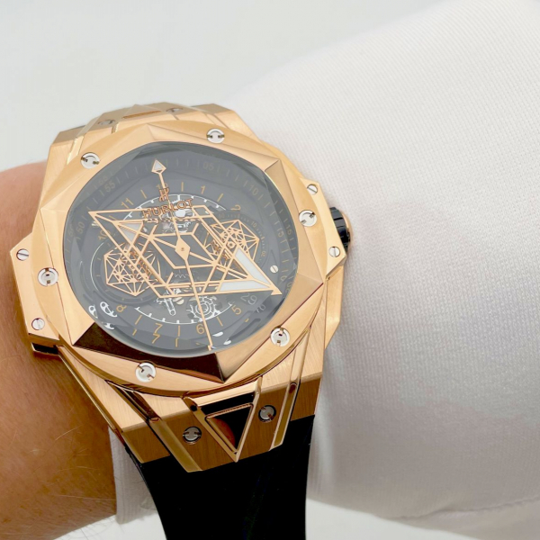 HUBLOT Big Bang Sang Bleu (код 543-004)