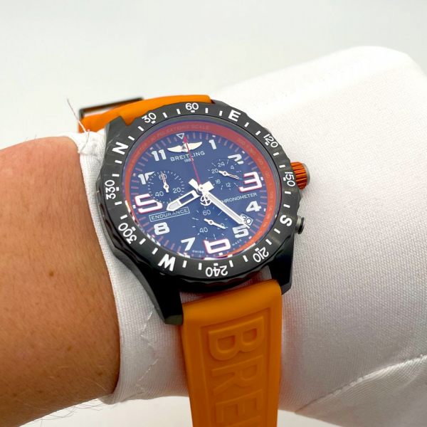 Breitling Endurance Pro (код 750)