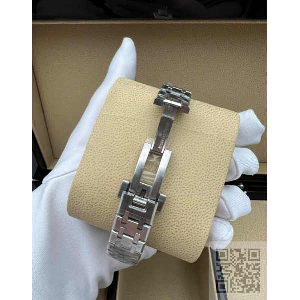 Audemars Piguet Royal Oak Lady (код 375)