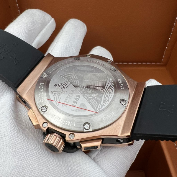 HUBLOT Big Bang Chronograph (814)