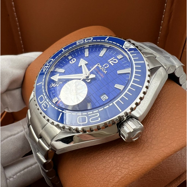 Omega Seamaster Planet Ocean 600m Co-Axial James Bond Skyfall (код 340)