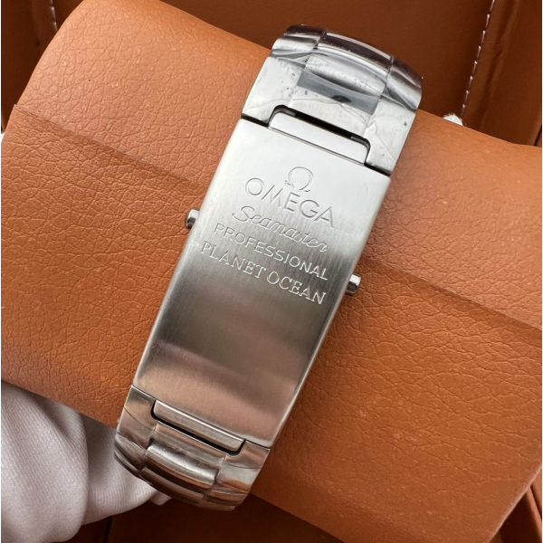 Omega Seamaster Planet Ocean 600m Co-Axial James Bond Skyfall (код 340)