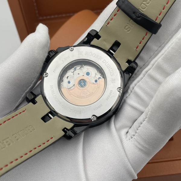 Roger Dubuis Easy Diver (код 027)