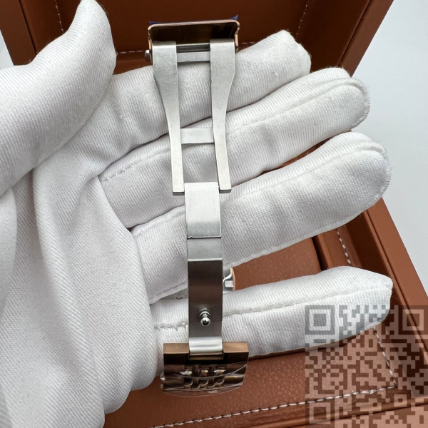Rado Captain Cook (код 828)