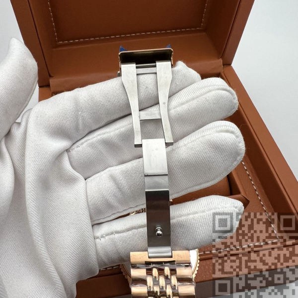 Rado Captain Cook (код 827)