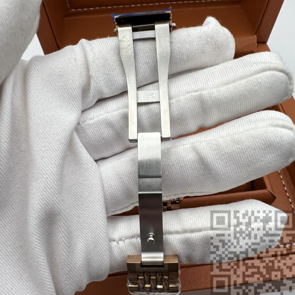 Rado Captain Cook (код 856)