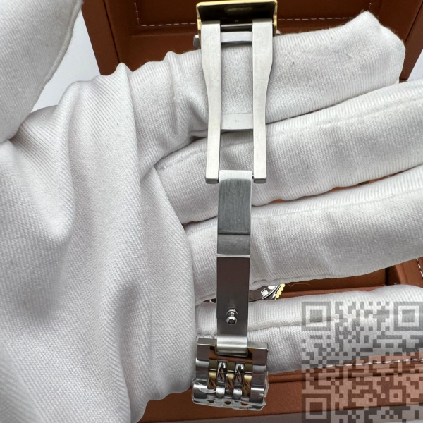 Rado Captain Cook (код 857)