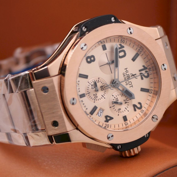 HUBLOT Big Bang Chronograph (820)