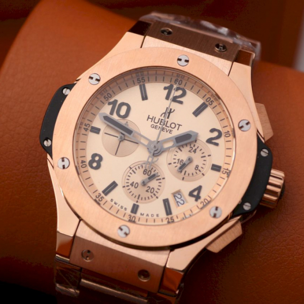 HUBLOT Big Bang Chronograph (820)