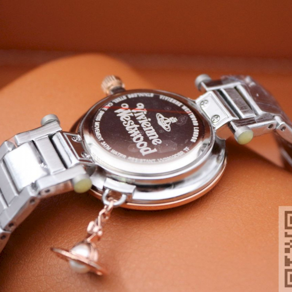 Vivienne Westwood (код 896)