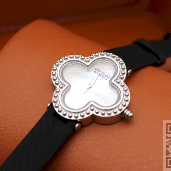Van Cleef & Arpels (код 008)