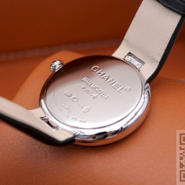 CHANEL Mademoiselle (код 947)