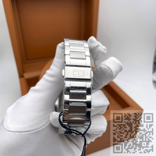 Tommy Hilfiger (код 979)