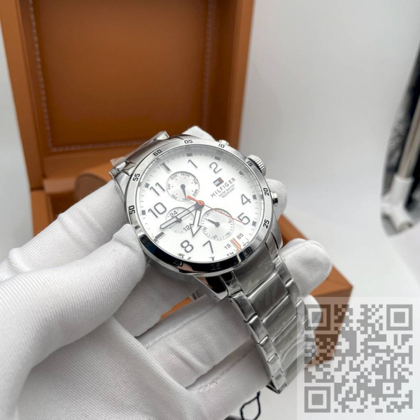 Tommy Hilfiger (код 990)