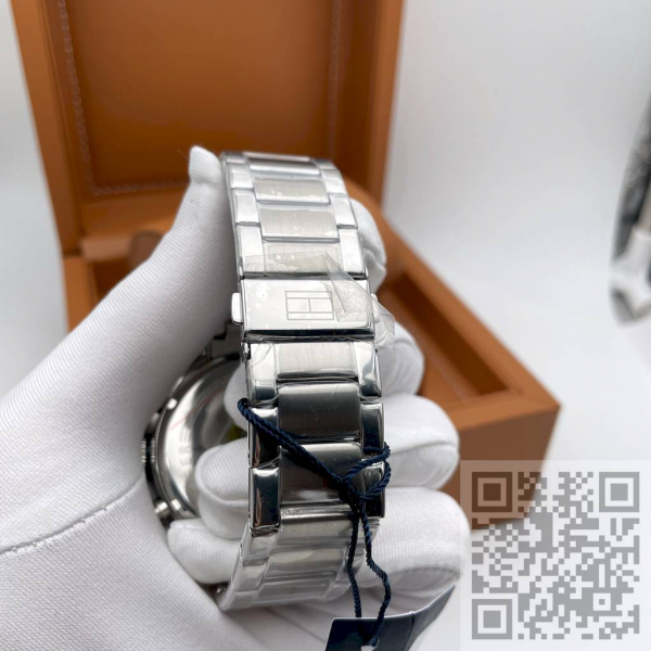 Tommy Hilfiger (код 990)