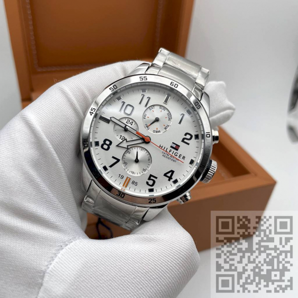 Tommy Hilfiger (код 990)