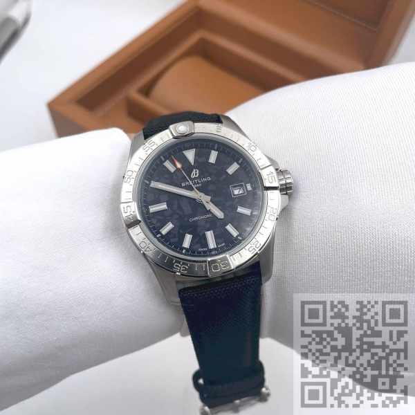 Breitling Avenger Automatic 42 (код 1399)