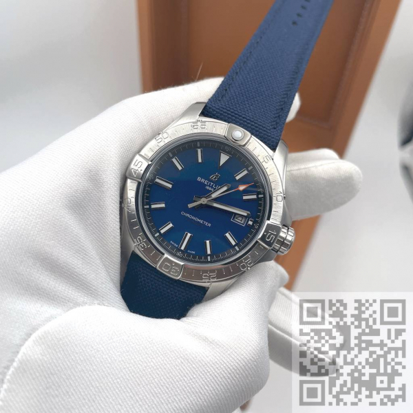 Breitling Avenger Automatic 42 (код 1400)