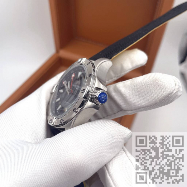 Breitling Avenger Automatic GMT 44 (код 1402)