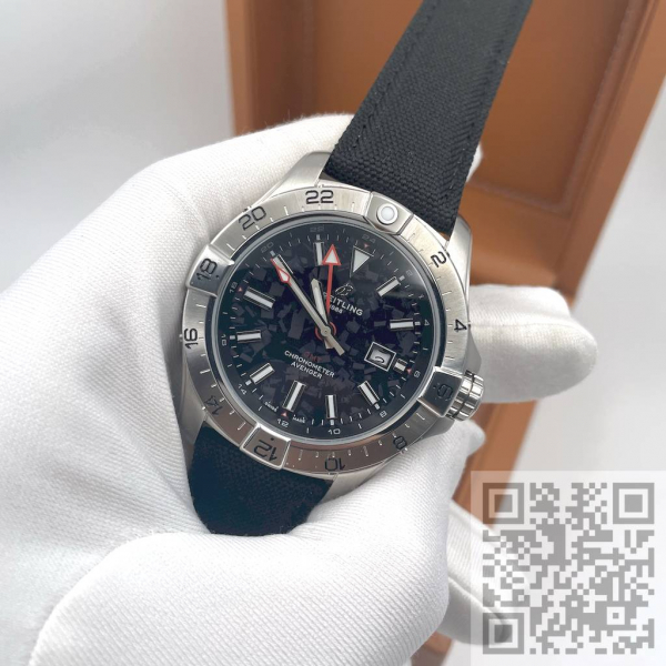 Breitling Avenger Automatic GMT 44 (код 1402)