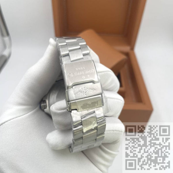 Breitling Avenger (код 1453)