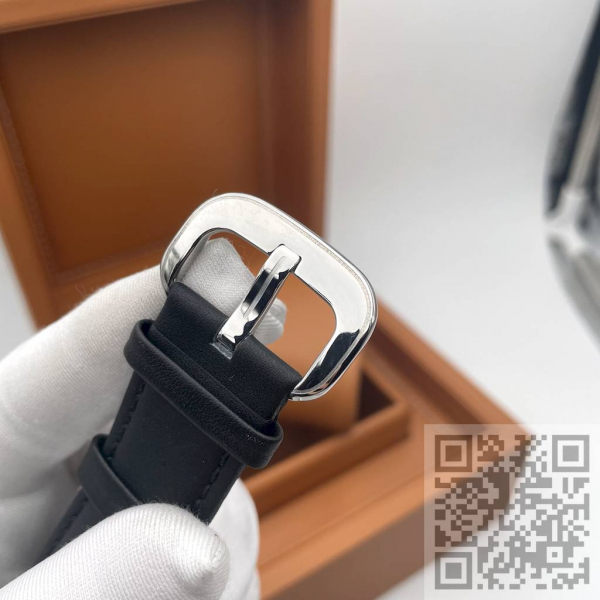 SEVENFRIDAY P-SERIES WATCH P1B/01 (код 001)