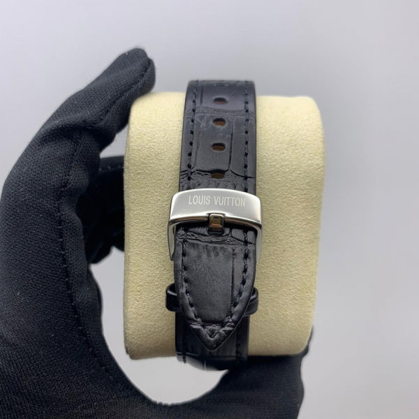 Louis Vuitton Essentials (код 056)