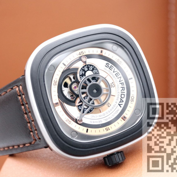 SEVENFRIDAY (код 027)