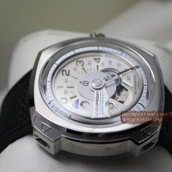SEVENFRIDAY (код 030)
