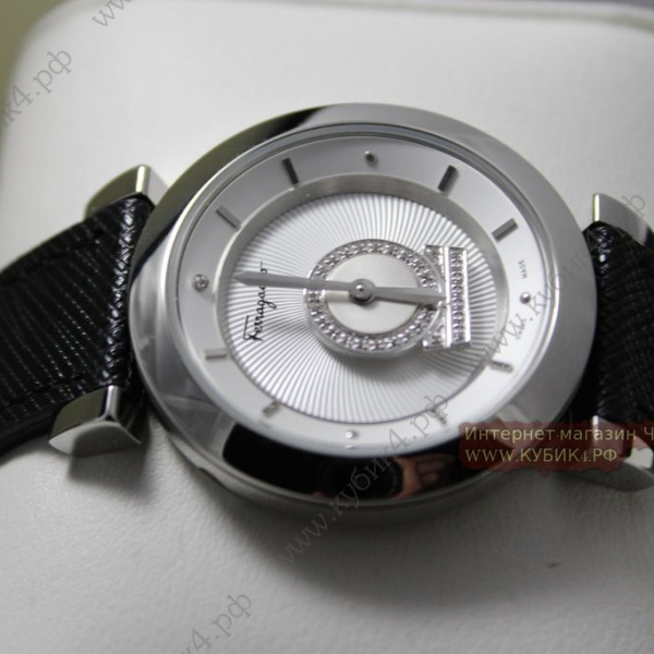Salvatore Ferragamo (код 001)