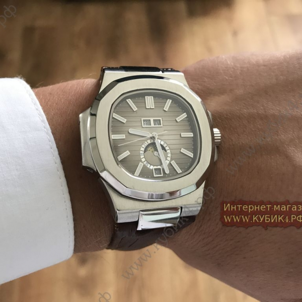 Patek Philippe Men Nautilus (код 242)