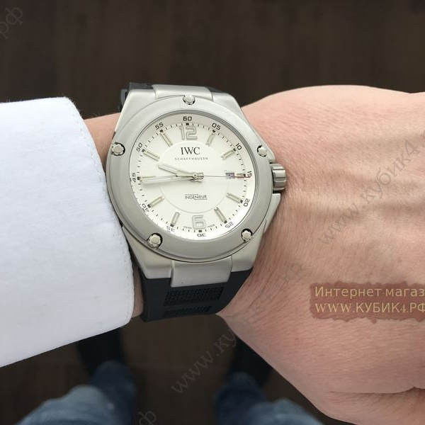 IWC Schaffhausen (код 067)