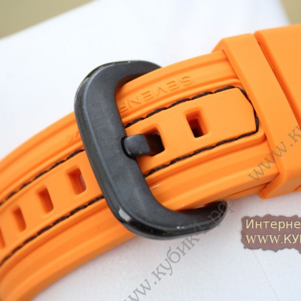 SEVENFRIDAY S-SERIES ENGINE S3/01 (код 033)