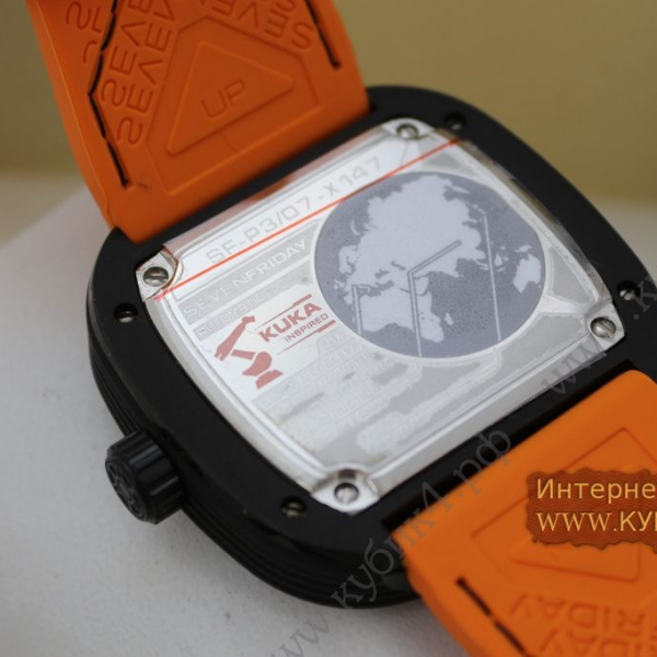 SEVENFRIDAY S-SERIES ENGINE S3/01 (код 033)
