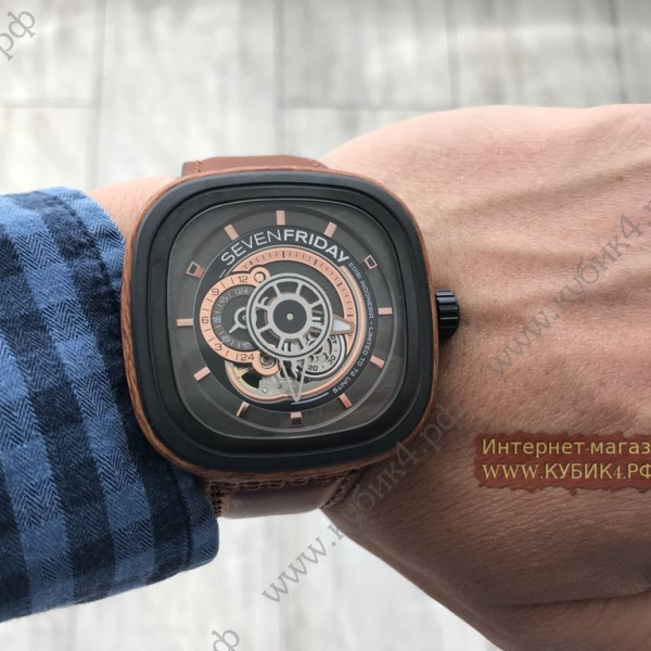 SEVENFRIDAY P-SERIES  REVOLUTION  P2B/01 (код 037)