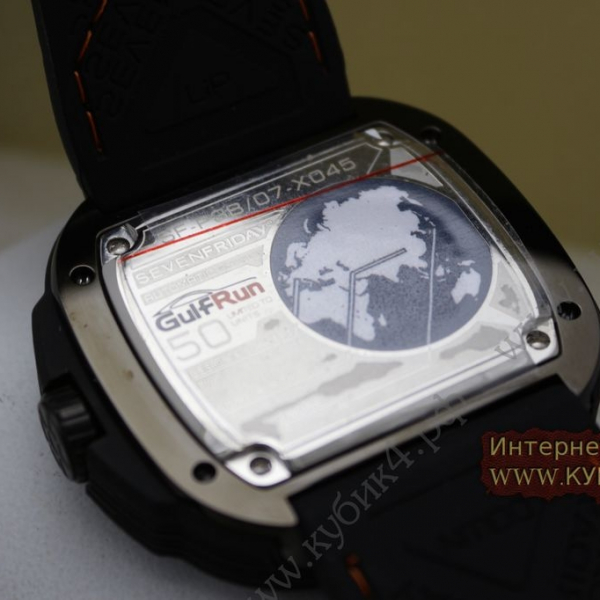 SEVENFRIDAY P-SERIES ENGINE  P3B/01 (код 040)