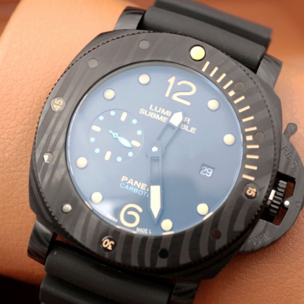 PANERAI LUMINOR SUBMERSIBLE 1950 AMAGNETIC 3 DAYS AUTOMATIC TITANIO (код 111)