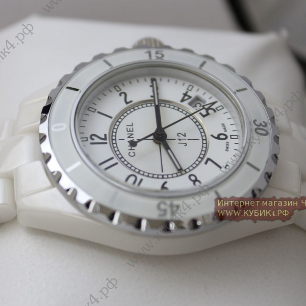 CHANEL J12 White (код 066)