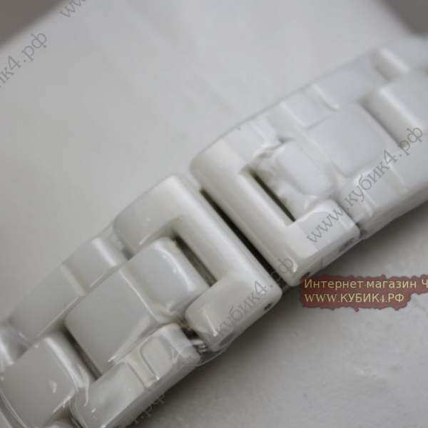 CHANEL J12 White (код 066)