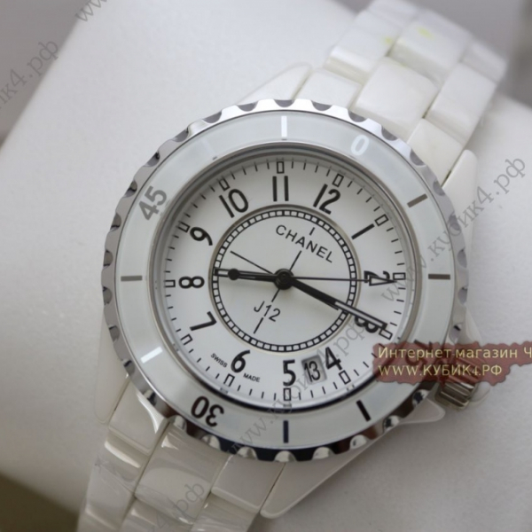 CHANEL J12 White (код 066)